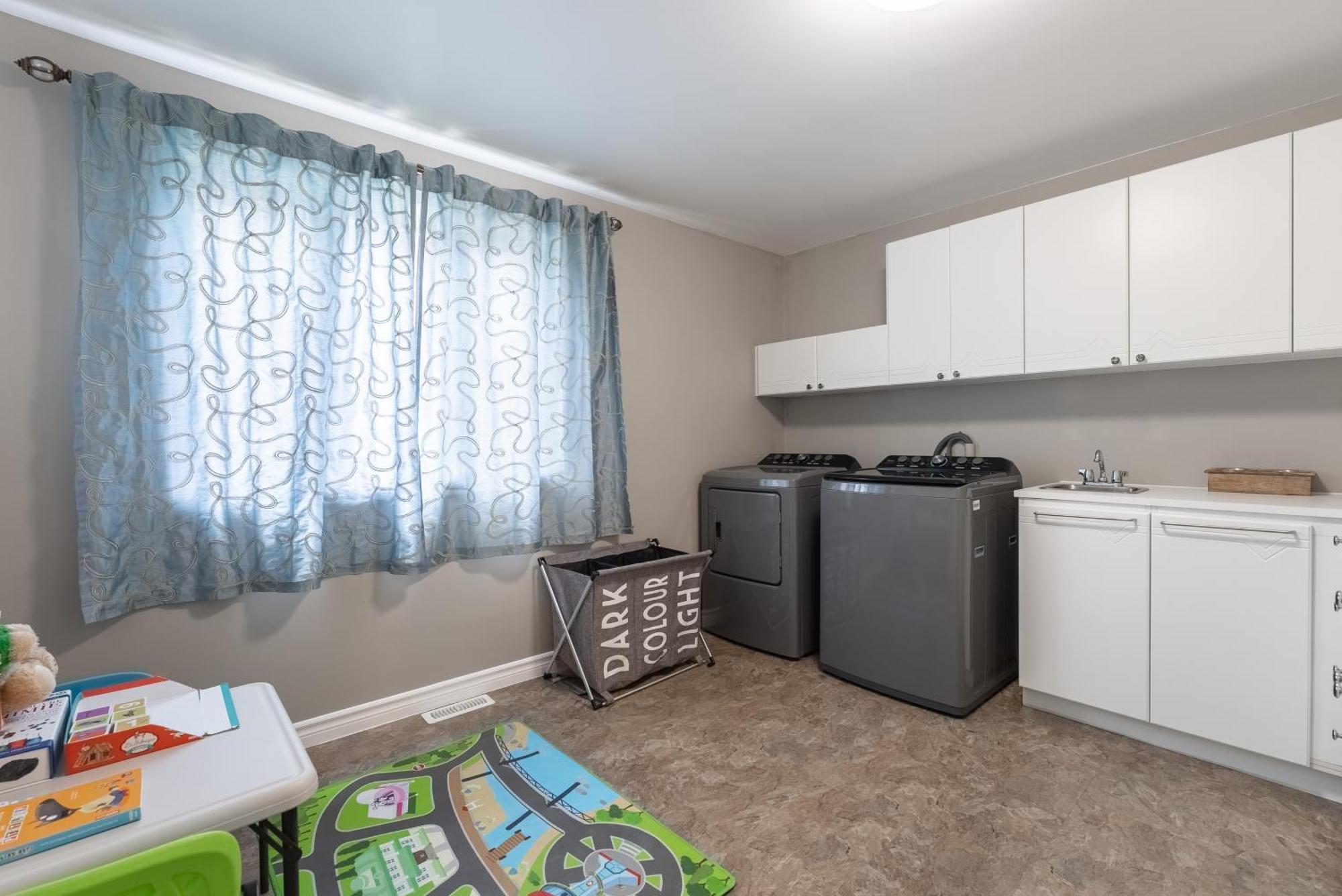 Comfortable Spacious House With Parking Brossard Extérieur photo
