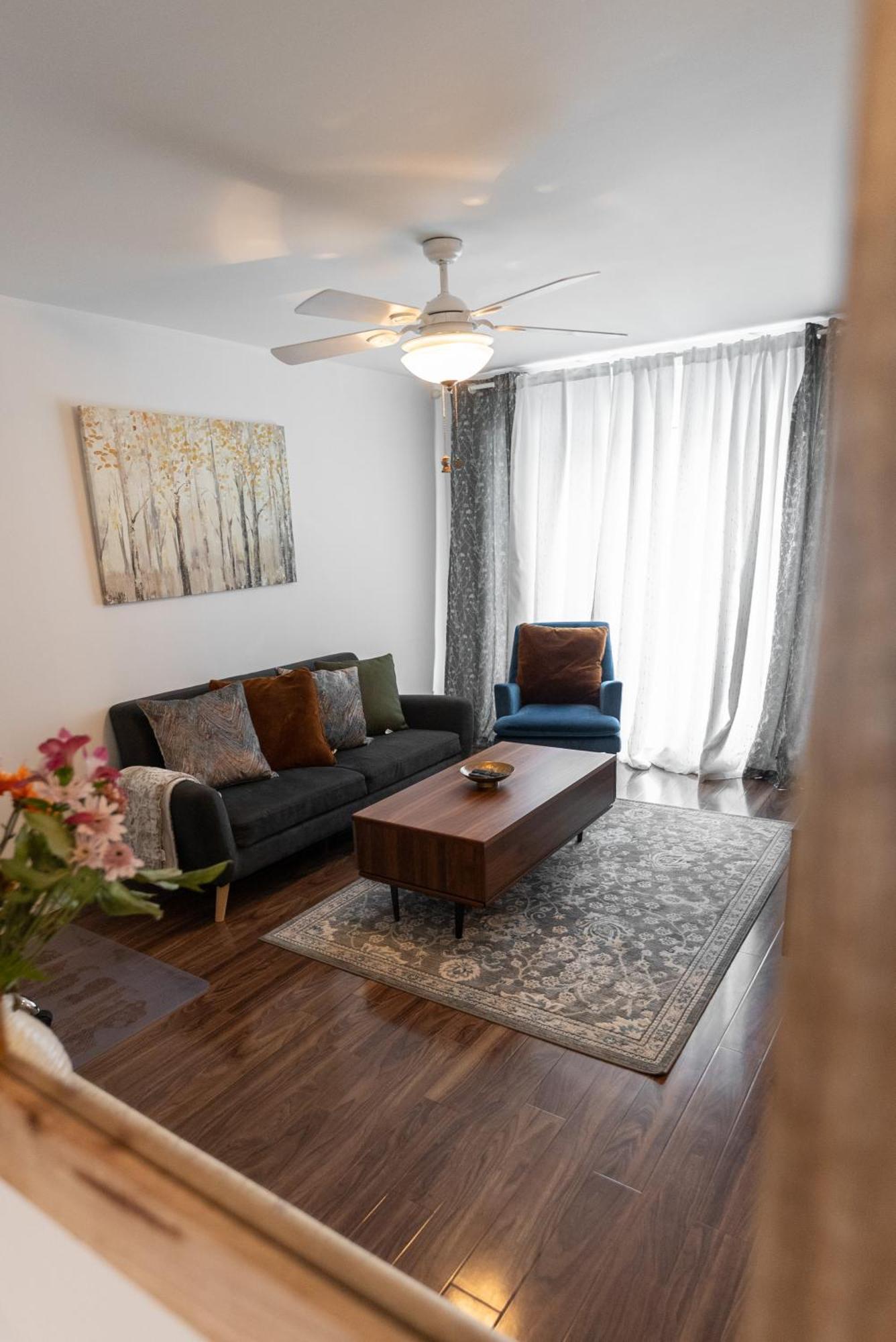 Comfortable Spacious House With Parking Brossard Extérieur photo