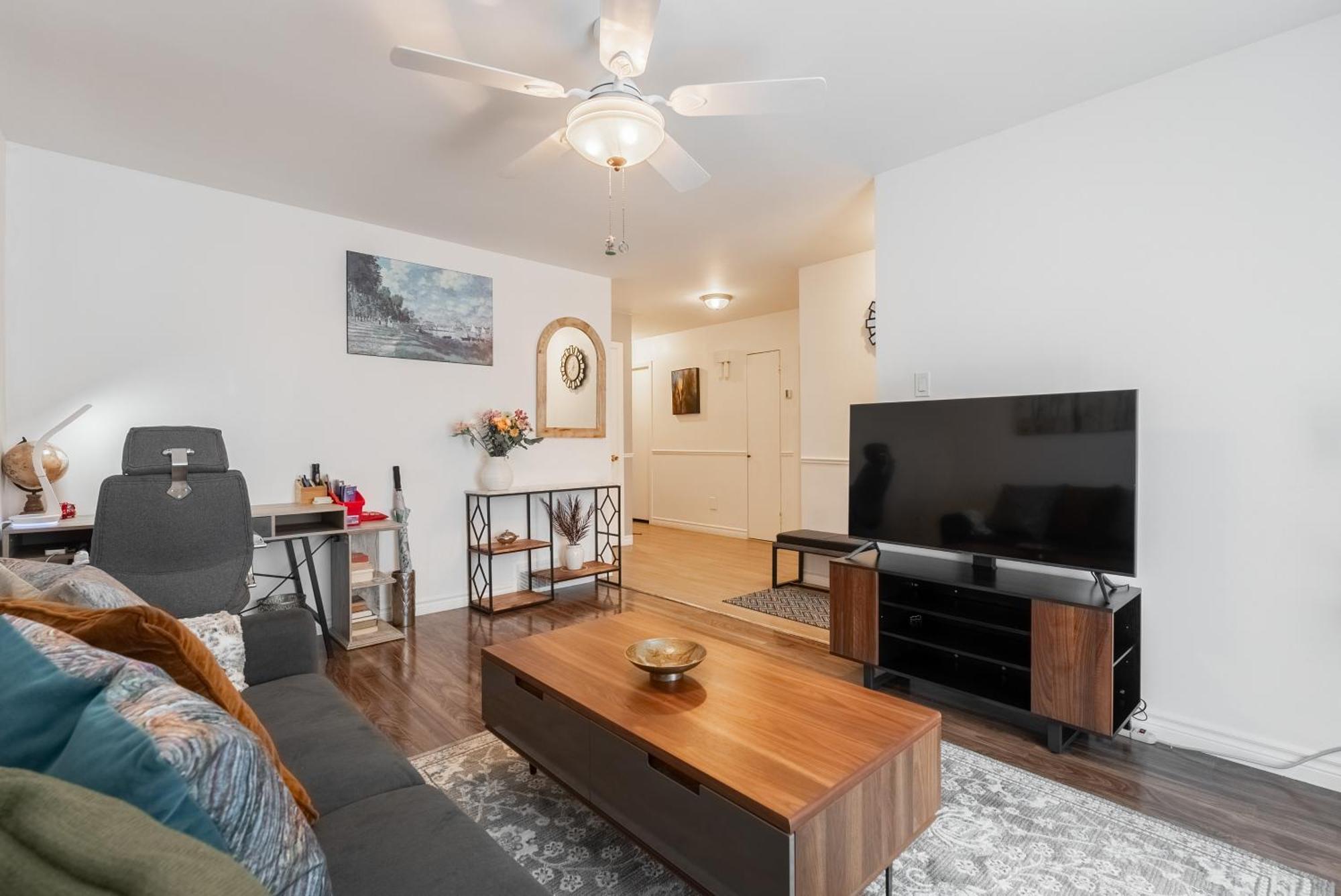 Comfortable Spacious House With Parking Brossard Extérieur photo