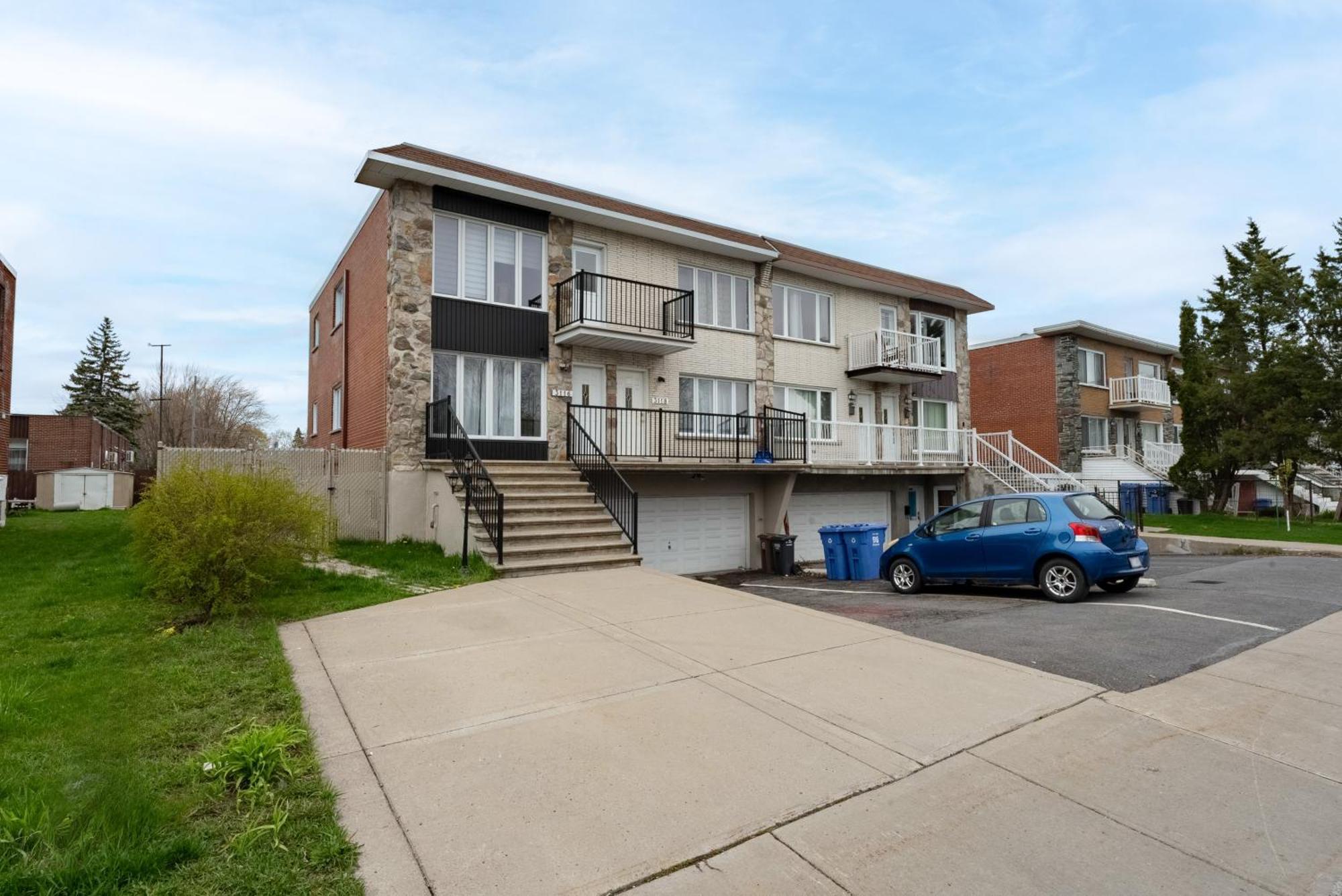 Comfortable Spacious House With Parking Brossard Extérieur photo